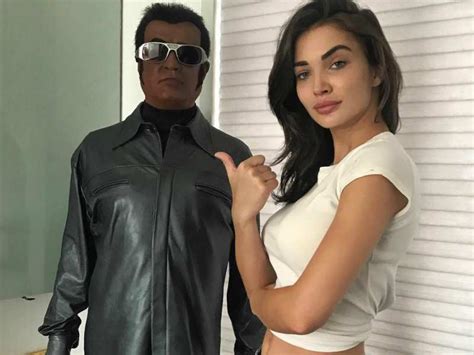Pic Amy Jackson Is All Set To Shoot With Superstar Rajinikanth For 20