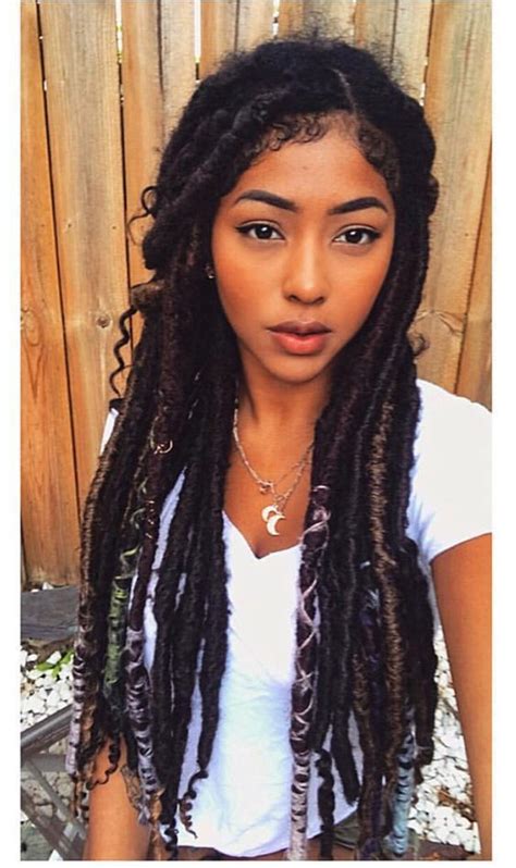From a bob to purple locs, there are so many ways to style goddess locs. 40 Faux Locs Protective Hairstyles To Try With Full Guide ...