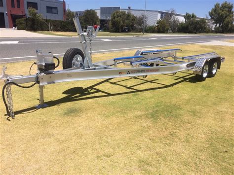 Tandem Axle Aluminium Boat Trailer With Basic Skid Set Up For Sale Boat Accessories Boats
