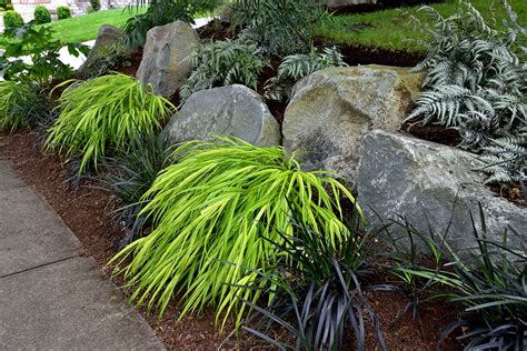 Boulder gardens is a thriving example of living harmoniously with the natural environment. Landscaping Rocks - Strategic Placement of Boulders in the ...