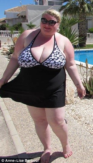 Plus Size Women Who Say They Refuse To Be Fat Shamed In Skimpy Underwear Daily Mail Online