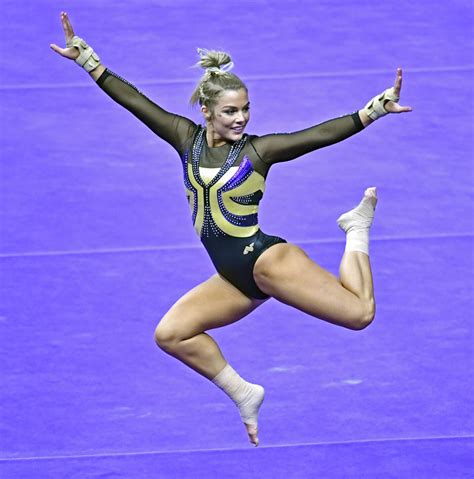 Kiya Johnsons Perfect 10 Haleigh Bryants Efforts Lead Lsu Gymnastics