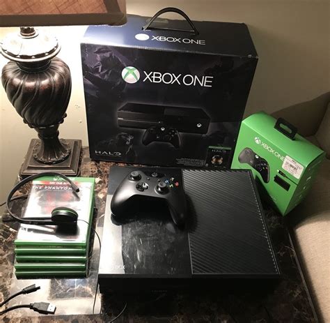 Microsoft Xbox One Halo The Master Chief Collection Bundle 500gb Black