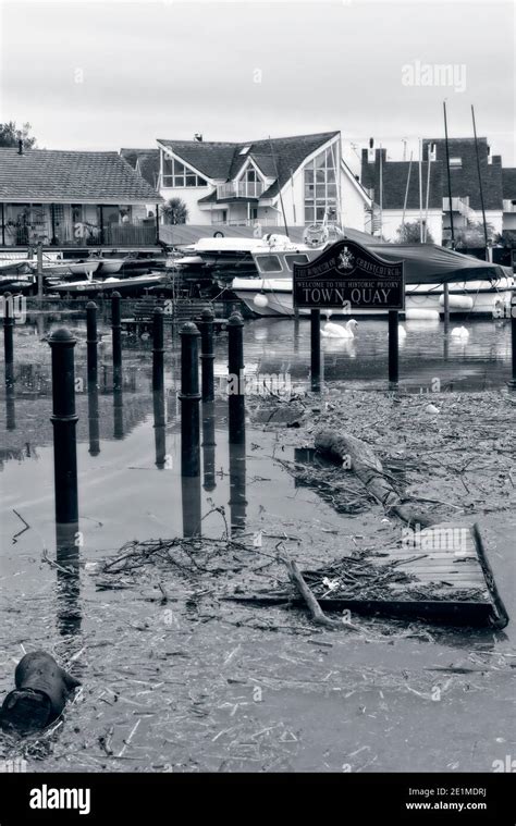 Coastal Flooding Hi Res Stock Photography And Images Alamy