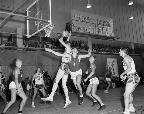 Jun 17, 2021 · la fiba ha rilasciato pochi minuti fa il calendario completo della prima, storica volta del basket 3x3 alle olimpiadi. Così i sovietici hanno cambiato la storia della ...