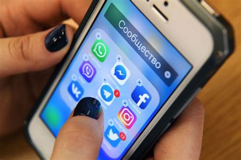 It's also your personal organizer for storing, saving and sharing photos. Russia tries to force Facebook and Twitter to relocate ...