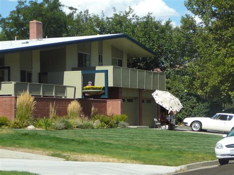 One of my favorite 1960s style historic home in Reno, NV | Historic
