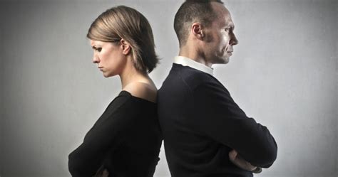 Protect Your Marriage From Divorce Using These 4 Powerful Prayers