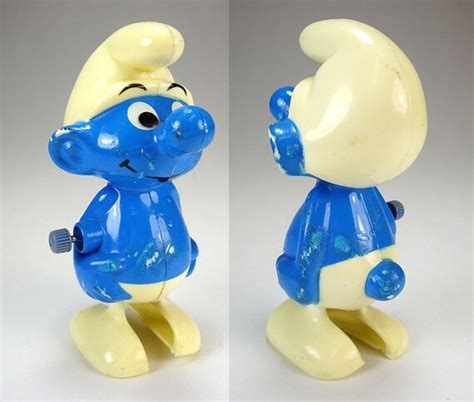 Vintage Smurf Wind Up Toy Peyo 1980 Wallace Berrie And