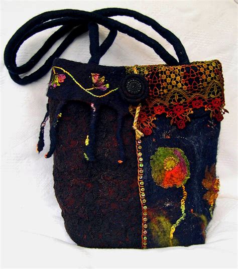 the felted bags by robyn alexander are available in 3 colours from australian needle arts a