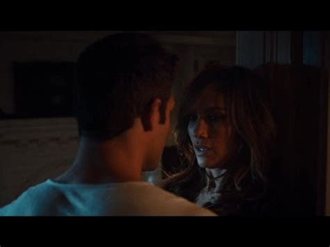 Jennifer Lopez Gets Steamy With Handsome Neighbour In The Boy Next Door Movie Trailer Youtube
