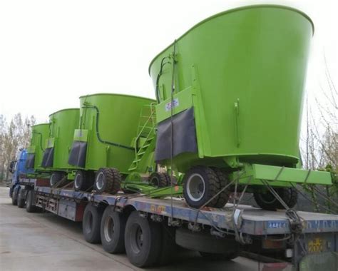 Pull Type Tmr Feed Mixer Electric Power 6 18 Cbm Vertical