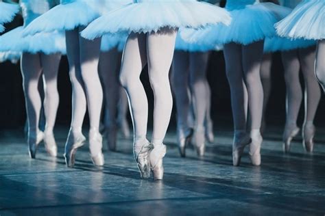 12 Easy Ballet Moves For Beginners To Learn Quickly The Sticky And Sweet