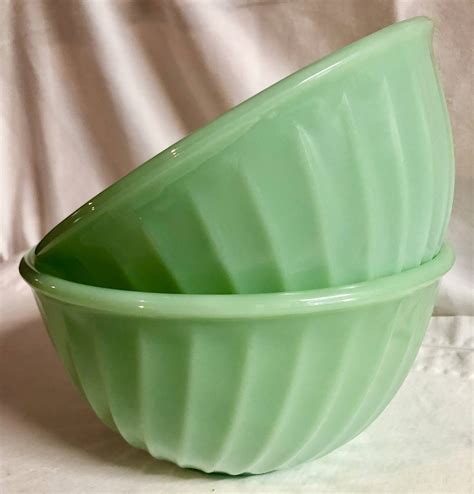 vintage midcentury mint green swirled fire king mixing bowls