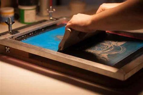 Screenprinting How To Step By Step Guide For Beginners