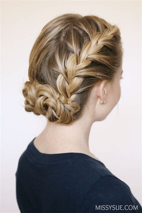 Buns are a great way to pull your hair out of your face. 3 Sporty Hairstyles | MISSY SUE