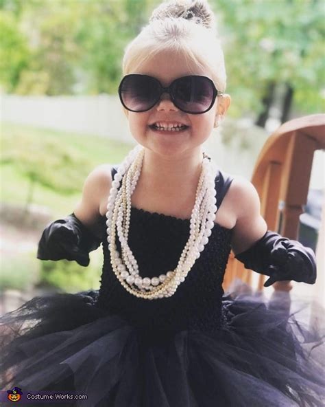 holly golightly costume mind blowing diy costumes photo 3 3
