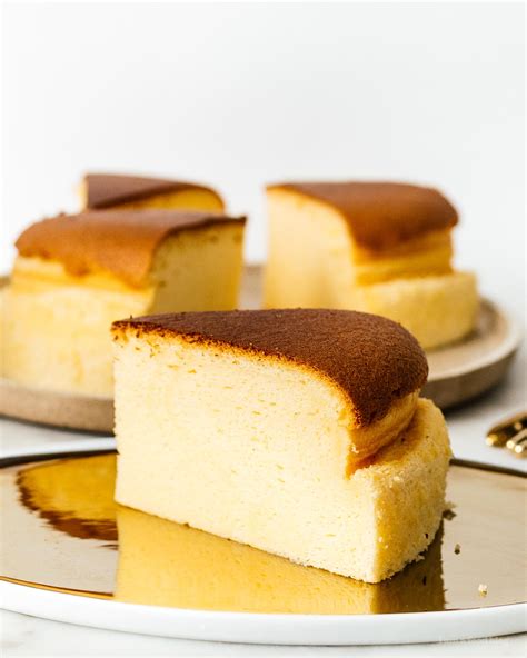 Fluffy Jiggly Cotton Cheesecake Japanese Cheesecake Recipe · I Am A Food Blog I Am A Food Blog