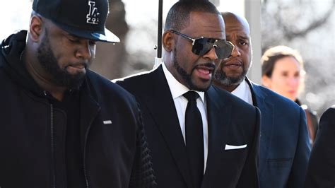 R Kelly Girlfriend Azriel Clarys Father Says Being Without His