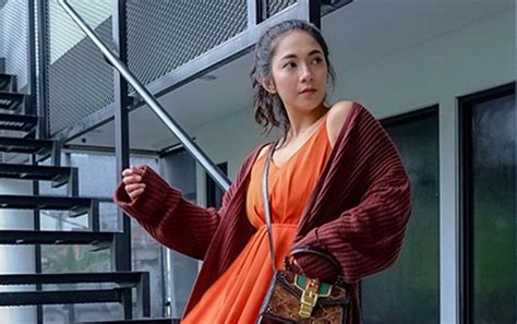 Kumpulan cerita seks khas indonesia. Foto Seksinya Dikomentari Rp 80 Juta, Dinda Kirana Ngamuk ...