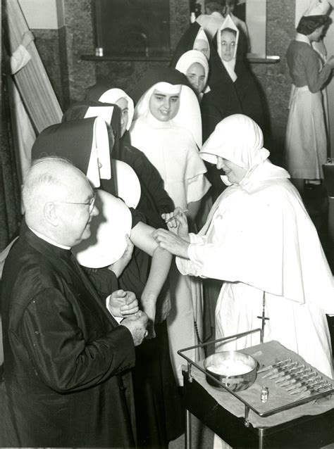 Ml Ind1 01054 Nuns Catholic Sisters Treasures Photographer Vintage Art Resources Wedding