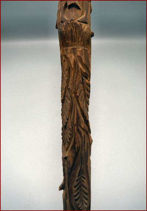 WOODEN CARVED CANE - American Antiques