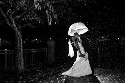 How To Deal With Rain On Your Wedding Day Seattle Wedding Photographer