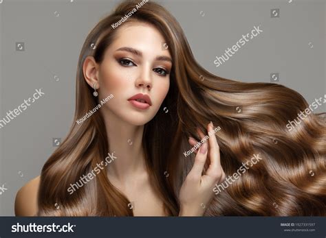 904945 Brown Hair People Images Stock Photos And Vectors Shutterstock