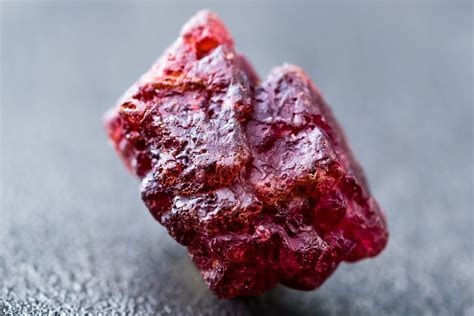 What Is Spinel Meanings And Properties Of This Versatile Gemstone