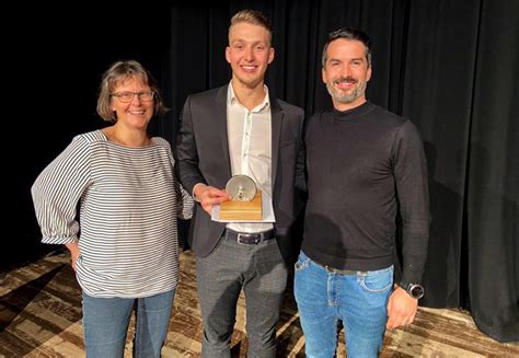 May 21, 2021 · antonio djakovic n'a en revanche pas signé d'exploit en finale du 200 m libre. Antonio Djakovic gewinnt den Sportpreis der Stadt Uster ...