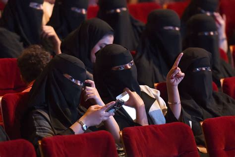 Arabia Saudí Autorizará A Las Mujeres A Asistir A Tres Estadios En 2018