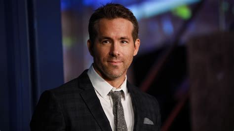 Learn about ryan reynolds' early life in canada and how he broke into the american film market with national lampoon's van wilder. Ryan Reynolds Just Landed a Major Payday, and It Has ...