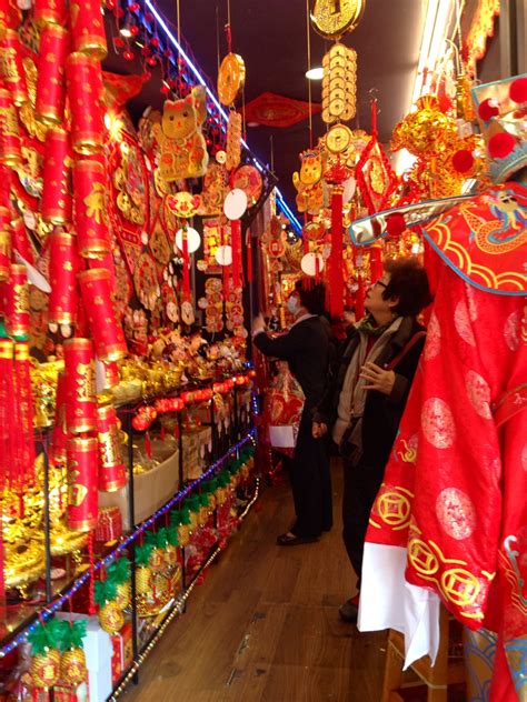 Here are 8 chic and festive lunar new year decorations. Photo Story | Chinese New Year Decorations - Language Boat