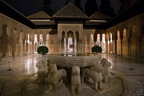 La Alhambra el paraíso del arte andalusí Historias Curiosas