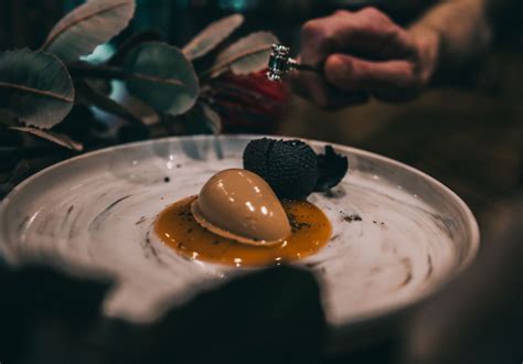 Located in the base of hip new the melbourne residences, access to gelato messina is via its melbourne st main entry and back door in fish lane. The Gelato Messina Degustation Dinner Lands in Brisbane ...