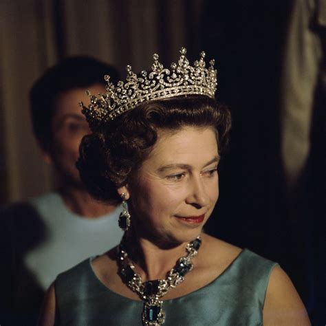 Erzsébet királynő Kickass Weblogs Photogallery
