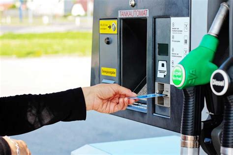 The best card for fuel usually isn't a branded gas station card. Getting the best gas credit card » Investingbytes