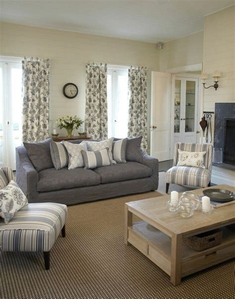 15 homey country cottage decorating ideas for living rooms. Fabulous French Country Living Room Design Ideas 04 - Trendehouse
