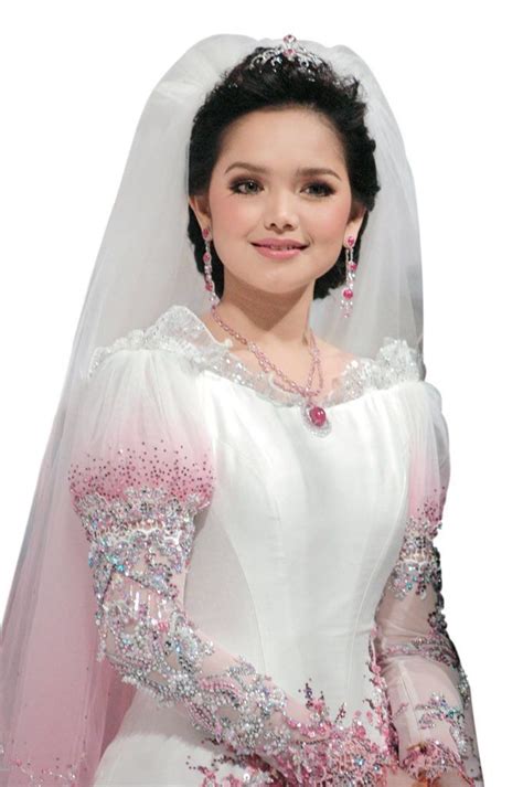 If you are looking to explore your voice, contact me by visiting. Siti nurhaliza | Bride, Bridal, Siti nurhaliza