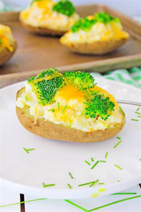 Healthy Baked Potato With Broccoli And Cheese The Picky Eater