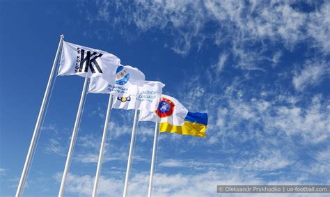 Колос по грі , заслуговує на єврокубки найбільше з тріо десна. Рейтинг клубів УЄФА. Колос і Десна - в компанію до ...