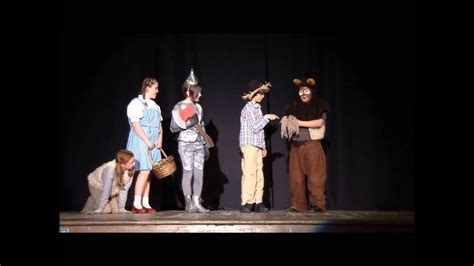Wizard Of Oz Elementary Musical Opening Night 2014 Youtube