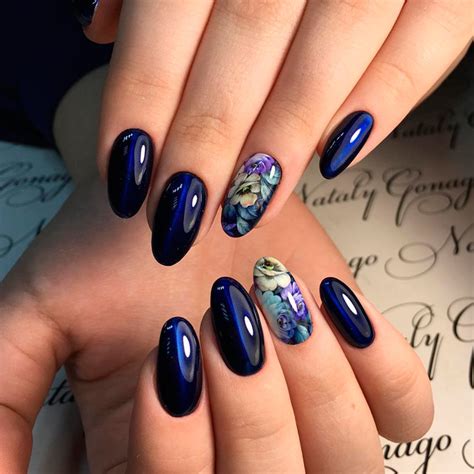 Terrific Designs For Oval Nails | NailDesignsJournal.com How to shape oval nails and different oval nail designs, shapes and colors.