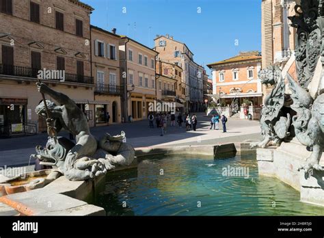 Piazza Della Madonna Square Fontana Maggiore Fountain Loreto Marche