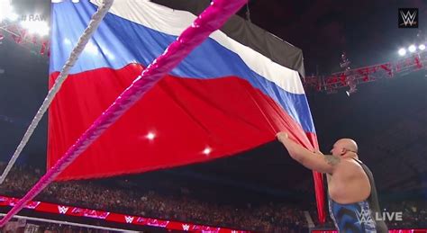 Wwe Issues Apology ‘to The Russian People After The Big Show Ripped Down The Russian Flag For