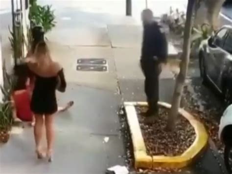 Police Wont Charge Brisbane Women Caught In Daylight Sex Romp On James Street Au