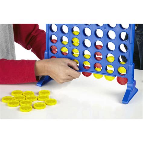 Challenge someone und show this person, that you are the champion of this free game. Amazon.com: Connect 4 Game: Toys & Games