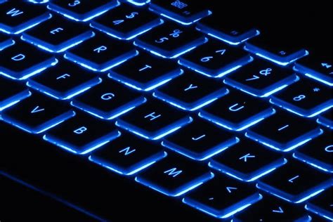 Matias Black Wired Aluminium Tenkeyless Keyboard For Pc Backlit