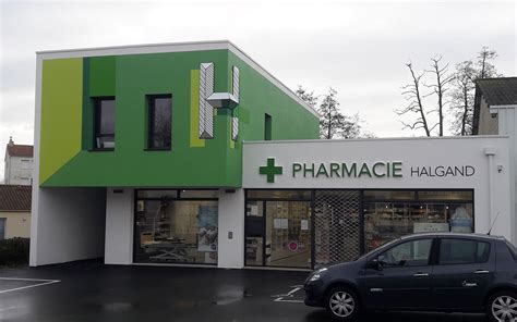 Extensive sections of suburban tracks were added to the network, but only. CONSTRUCTION D'UNE PHARMACIE - PETE CONSTRUCTION