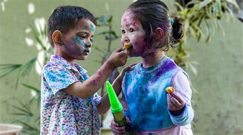 Holi 9 Tips On How Kids Can Play Safely With Colours Parenting News
